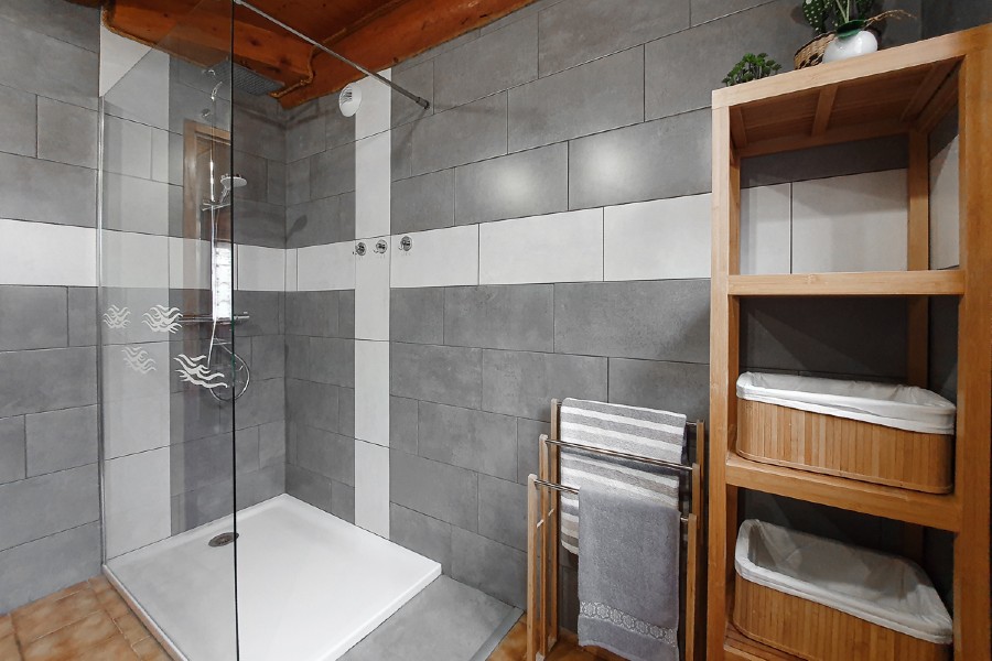 page-chalet-salle-de-bain-2